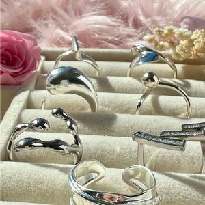 Everything must go. All silver rings